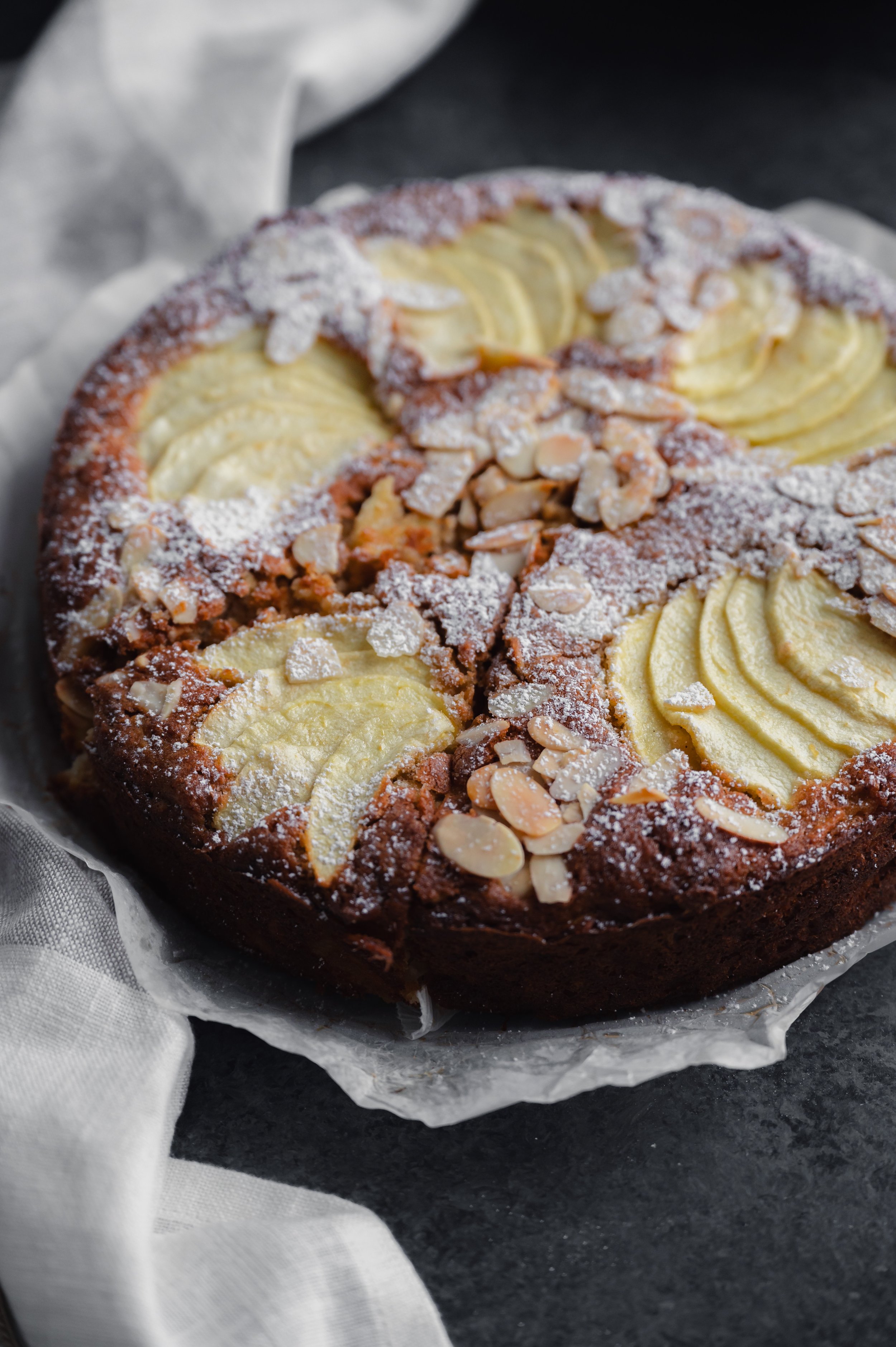 Cinnamon Almond Apple Cake